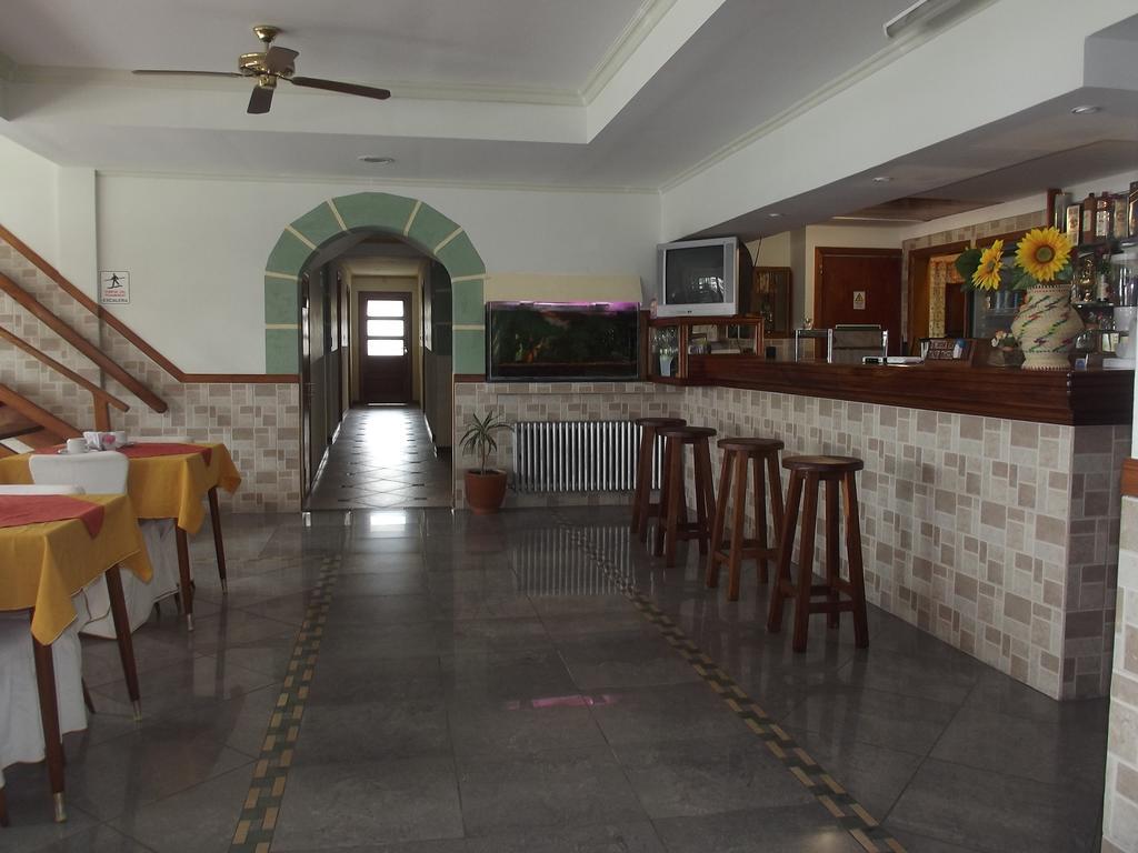 ויז'ה חסל Hotel Teomar מראה חיצוני תמונה